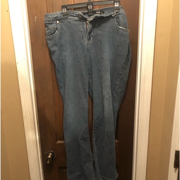 Women’s Size 20 Roz & Ali Blue Jeans - Picture 1 of 12